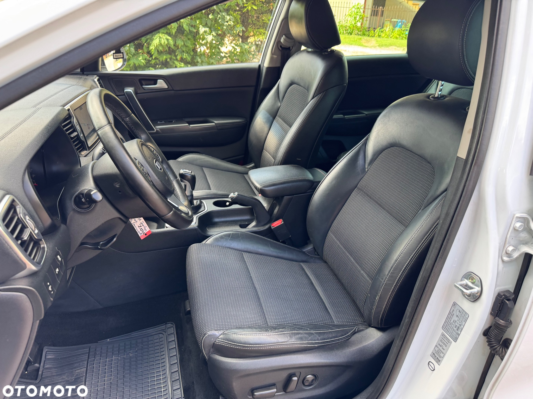 Kia Sportage - 17