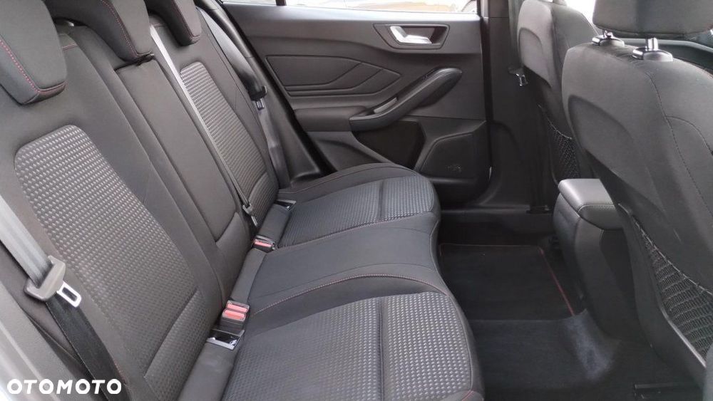 Ford Focus - 19