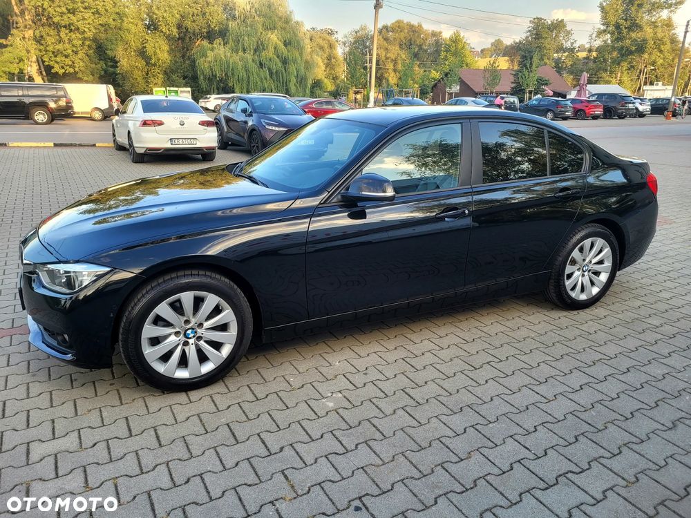BMW Seria 3 320i GPF xDrive Advantage - 3