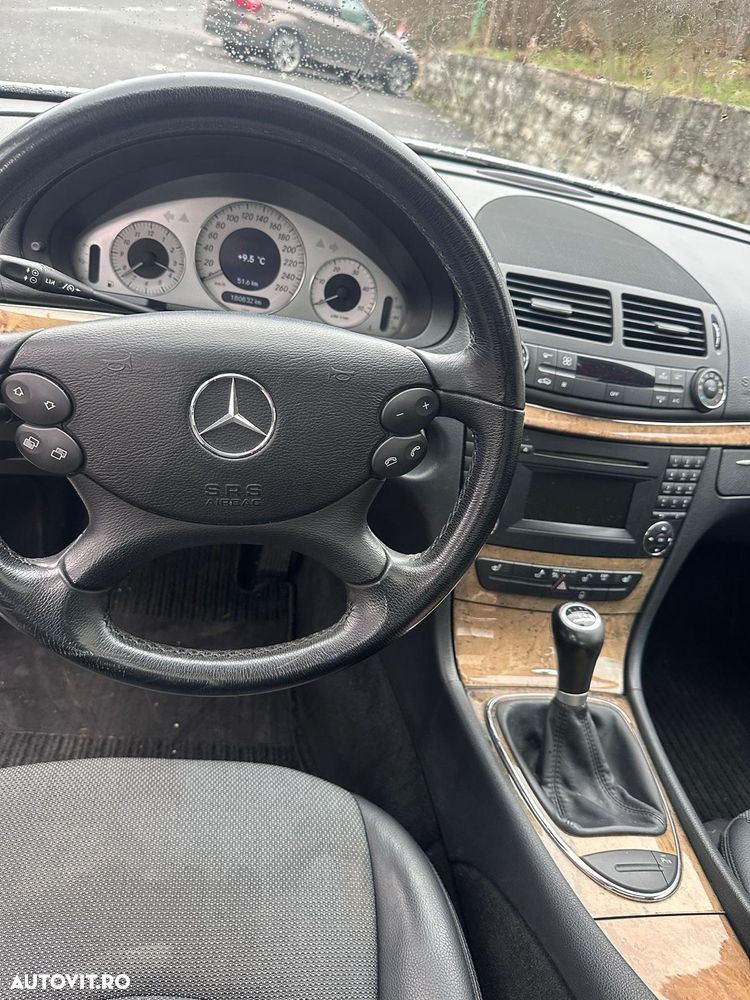 Mercedes-Benz E 200 CDI - 9