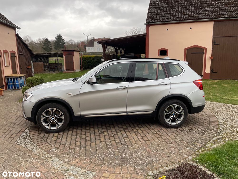 BMW X3 sDrive18d xLine - 8
