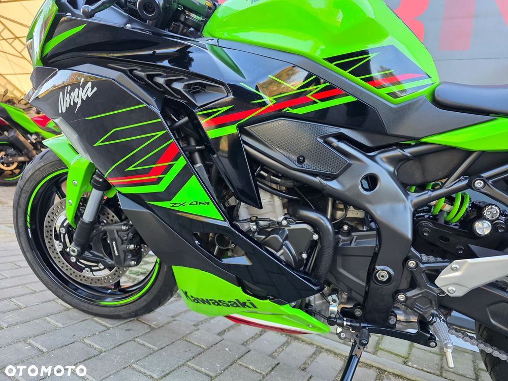 Kawasaki Ninja 400 - 12
