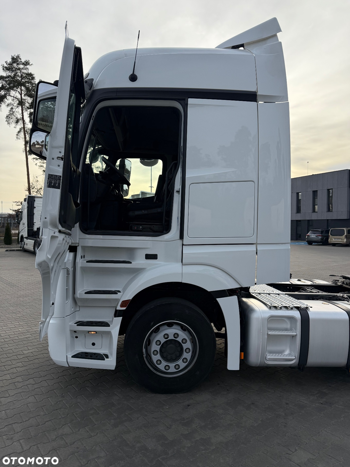 Mercedes-Benz ACTROS L 450 BIG SPACE - 5