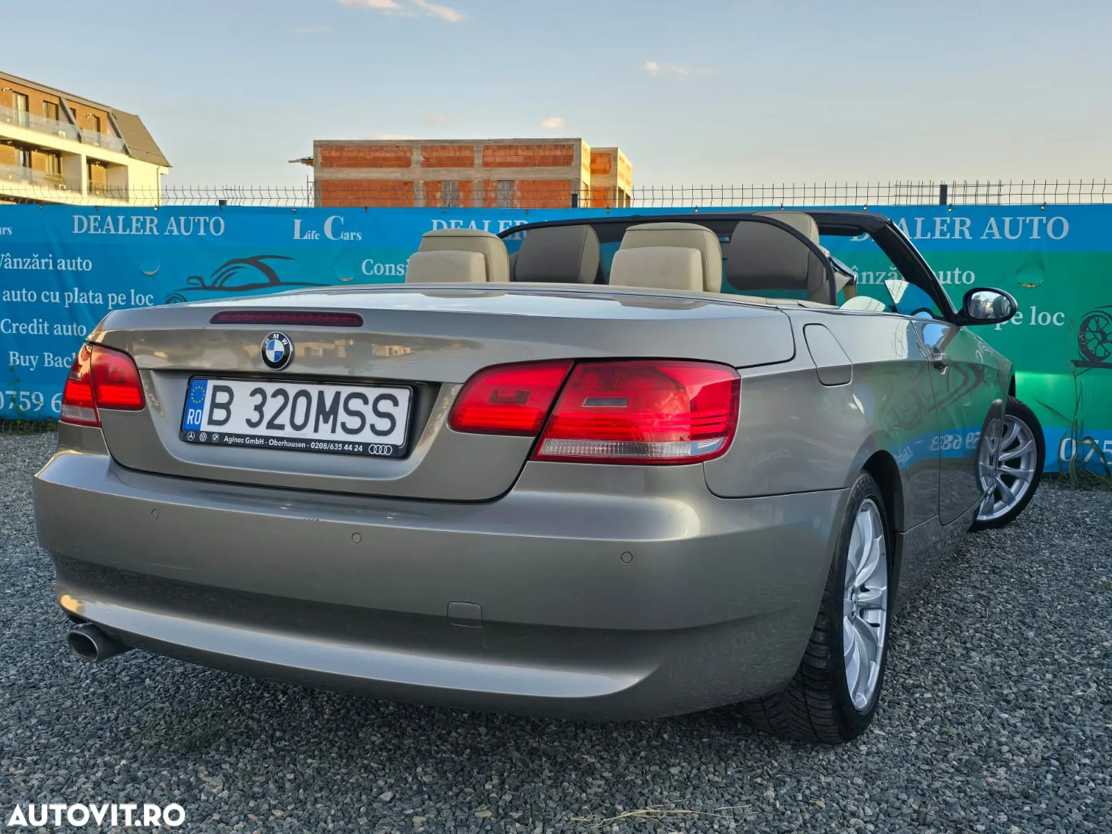 BMW Seria 3 320d DPF Cabrio Aut. - 3