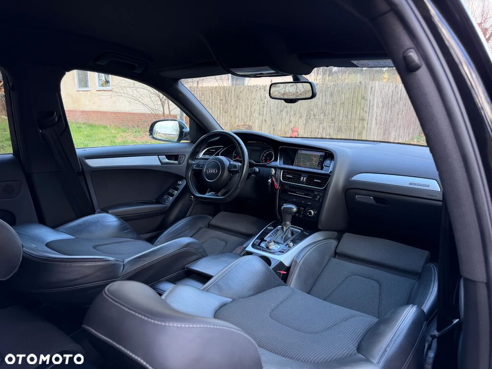 Audi A4 Avant 2.0 TDI DPF quattro S tronic S line Sportpaket - 2