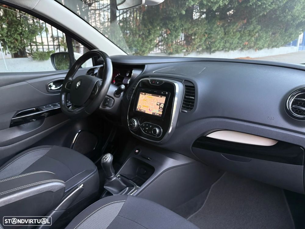 Renault Captur 0.9 TCE Exclusive - 21