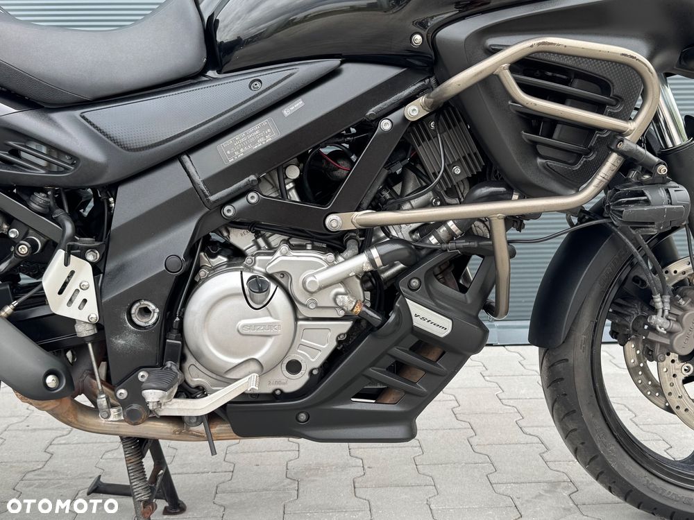 Suzuki V-STROM - 8