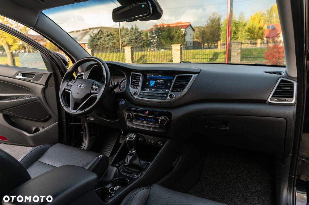 Hyundai Tucson blue 1.7 CRDi 2WD Style - 28