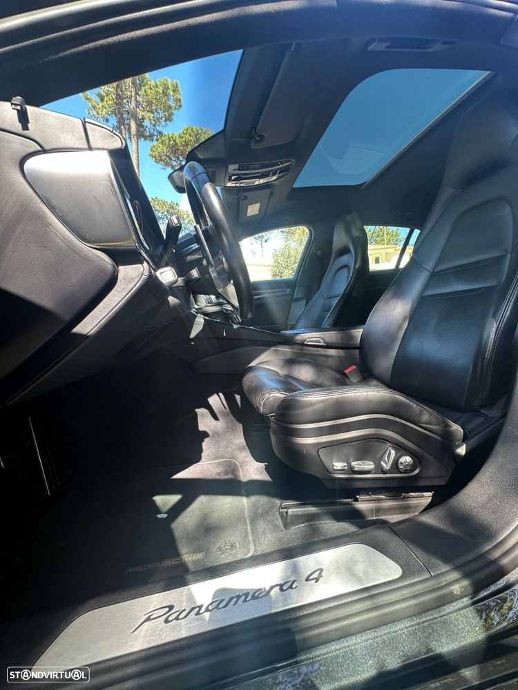 Porsche Panamera Sport Turismo - 11