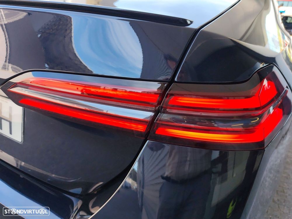 BMW 520 d Pack Desportivo M Pro — fotografia 40