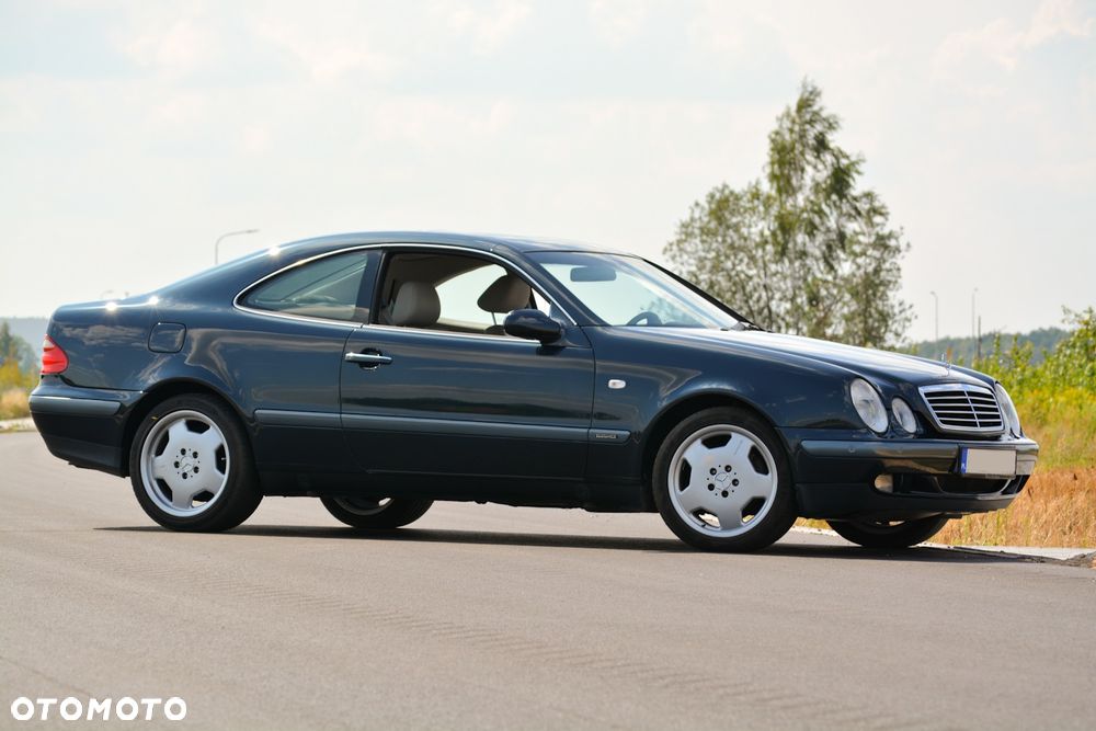 Mercedes-Benz CLK - 2