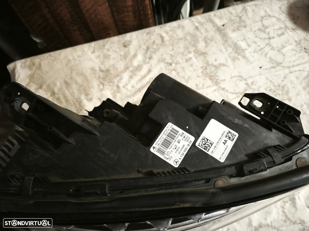 Farol direito bi-xenon LED Mercedes GLA 156 - 6