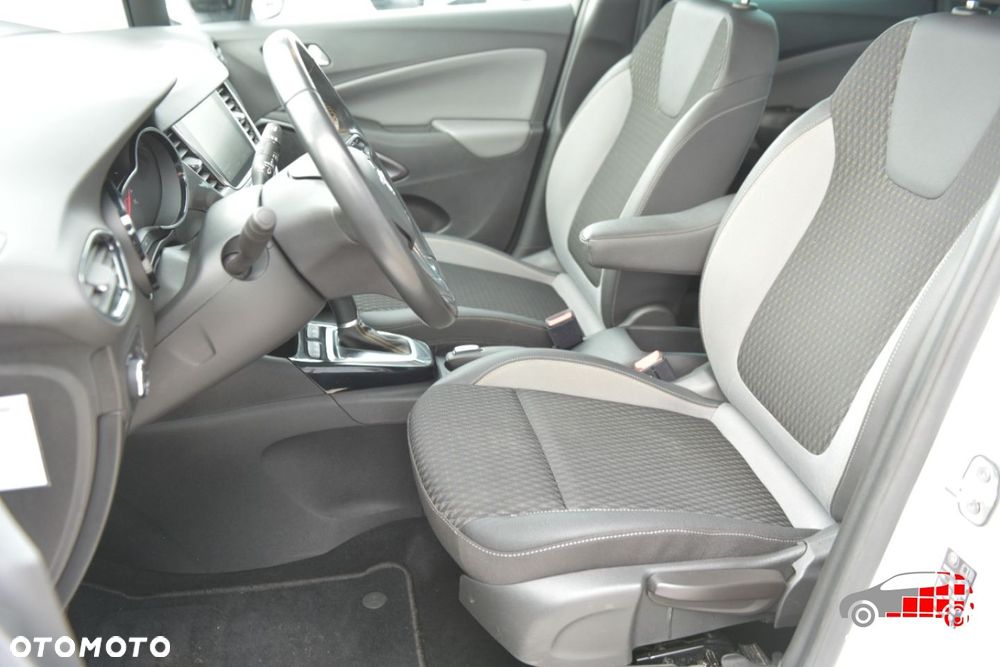 Opel Crossland X - 15