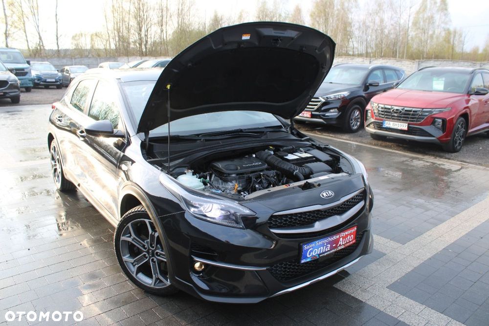 Kia XCeed - 10