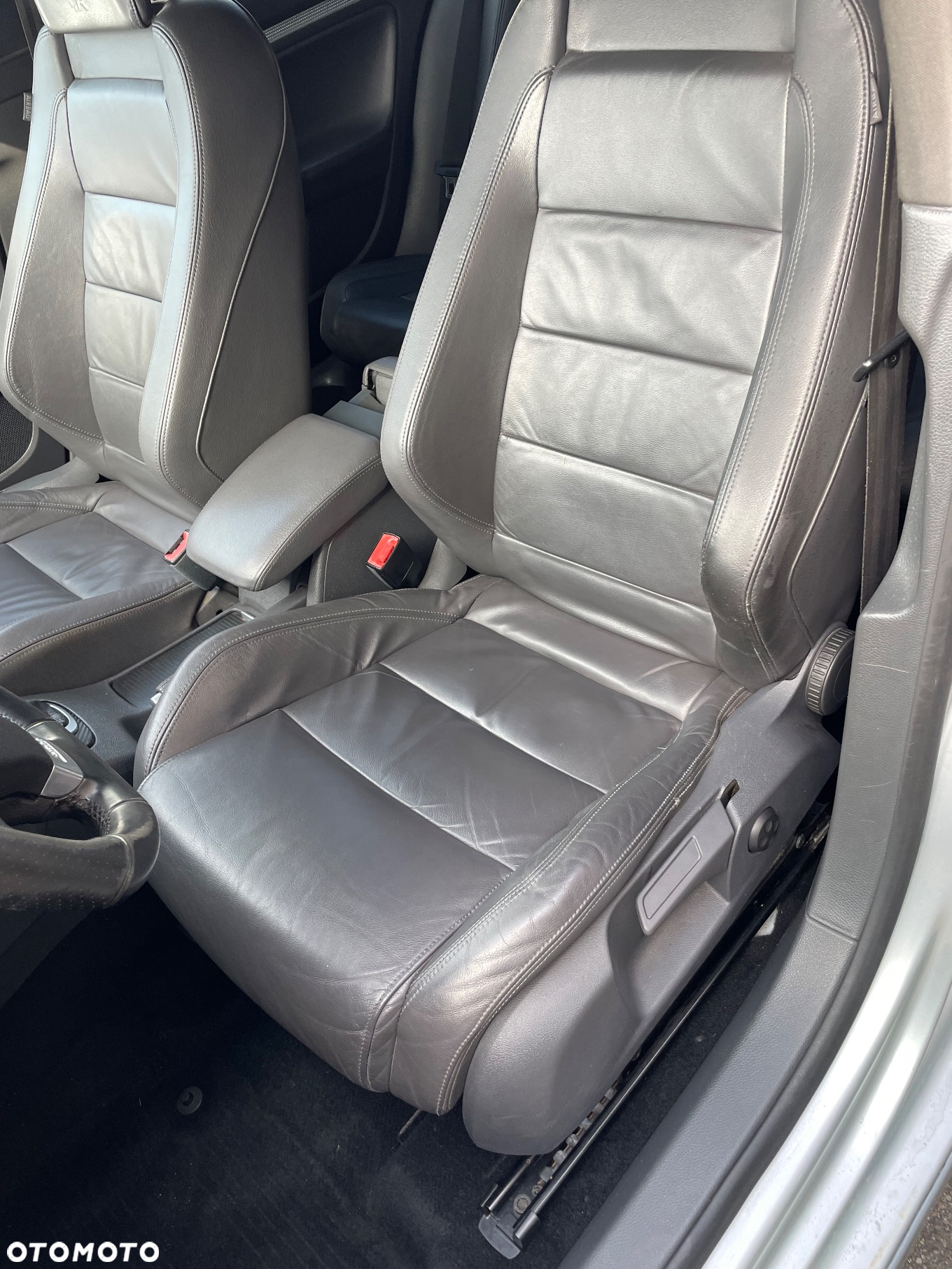 Volkswagen Golf V R32 DSG - 13