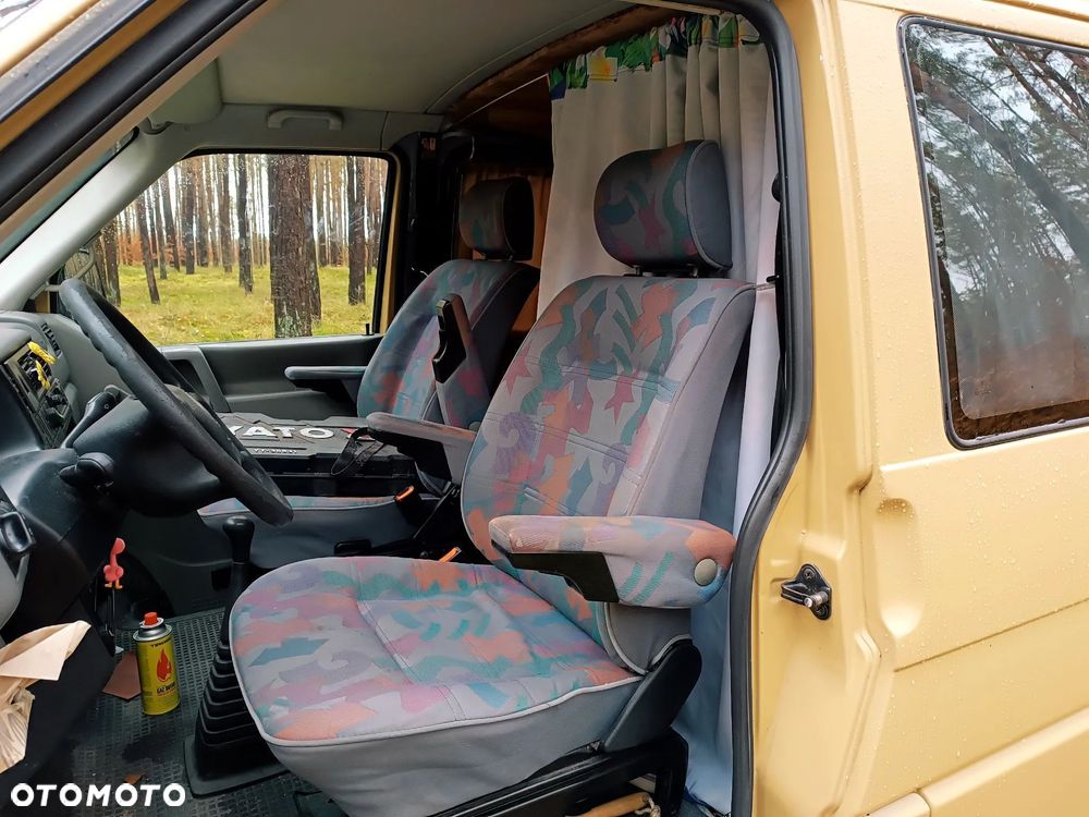 Volkswagen Transporter - 9