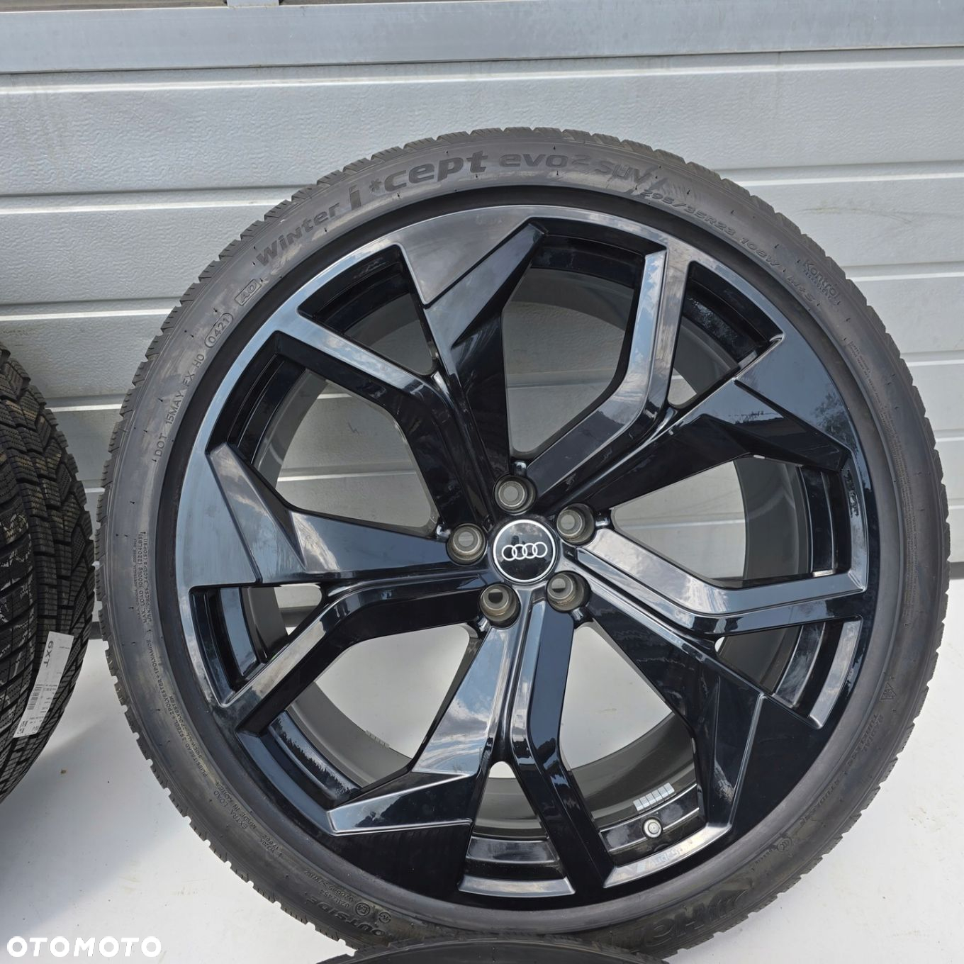AUDI Q8 SQ8 AUDI SPORT 5X112 295/35R23 108W ET18 4X - 6