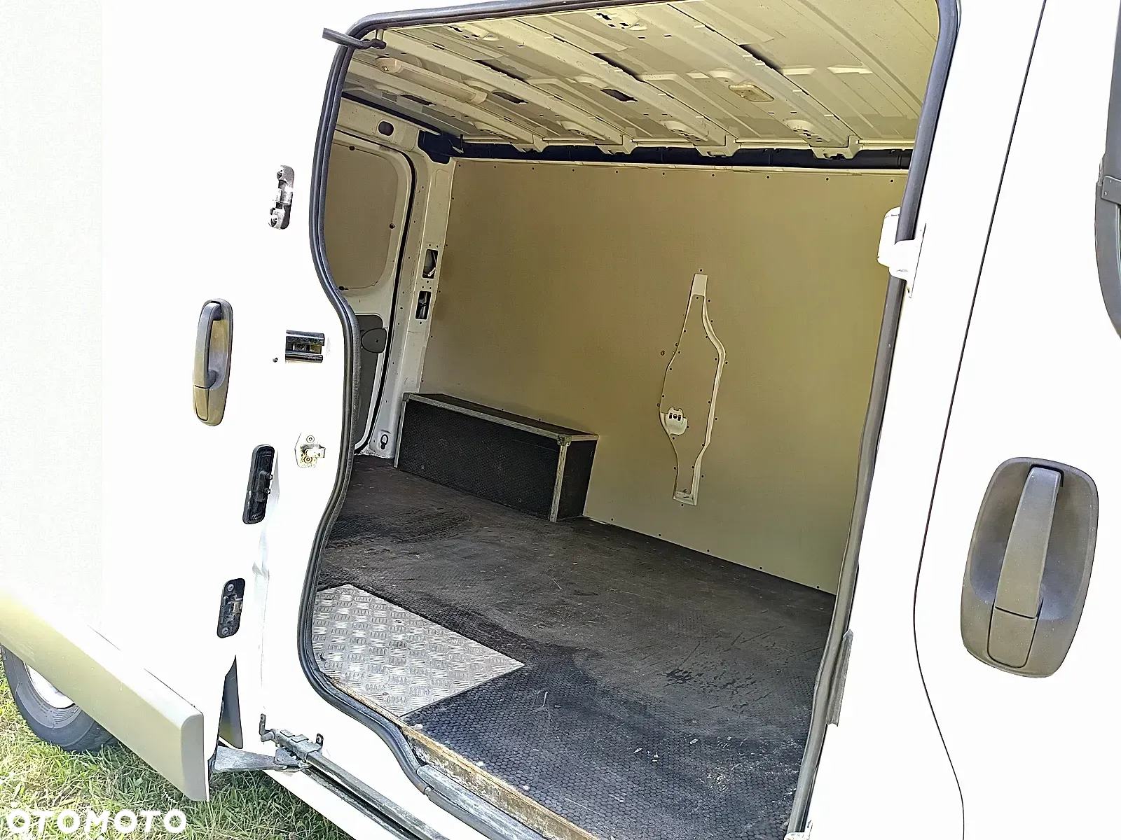 Opel Vivaro Trafic L2H1 Long - 7