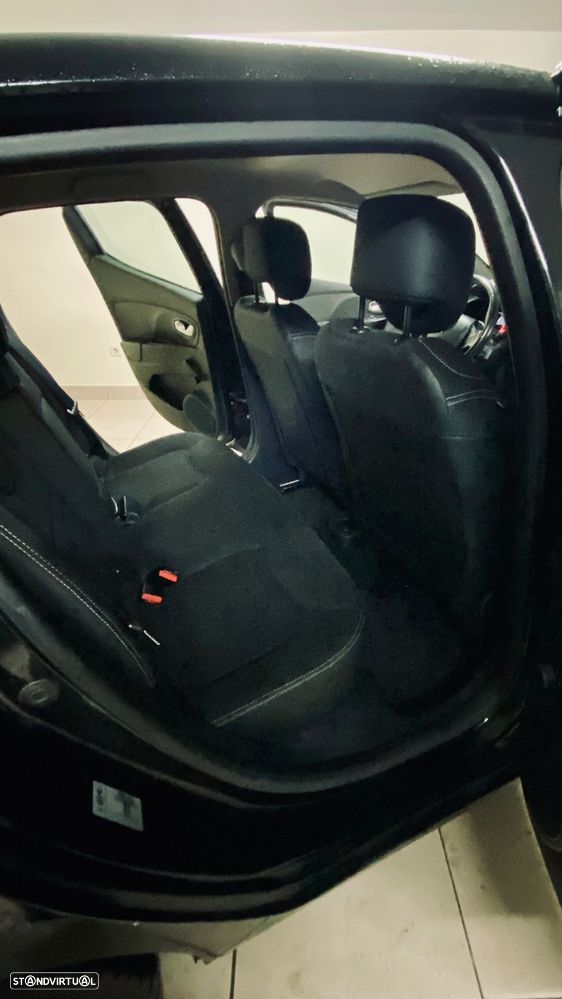 Renault Clio 0.9 TCE Dynamique S - 12