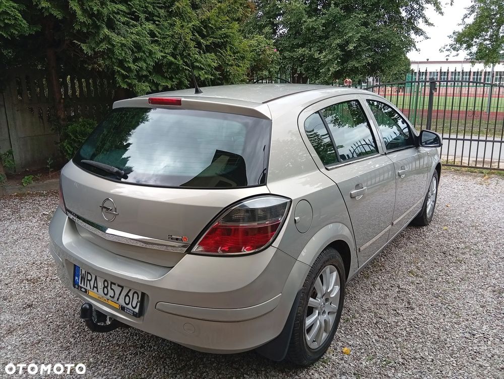 Opel Astra 1.4 Enjoy - 4