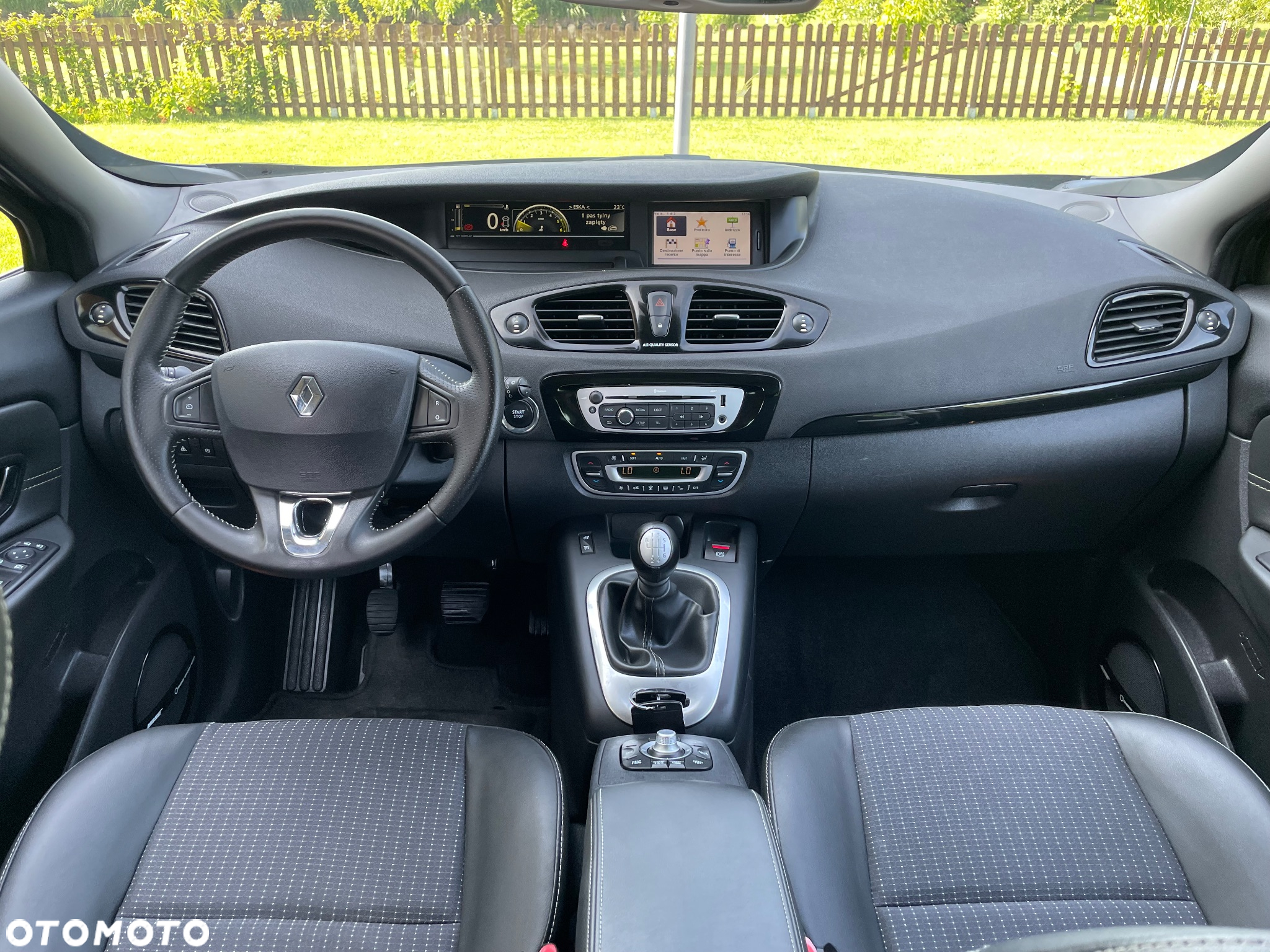 Renault Scenic dCi 110 Xmod Paris - 5