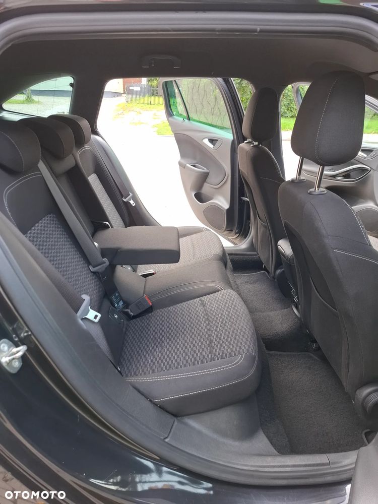 Opel Astra 1.4 Turbo Start/Stop Dynamic - 30