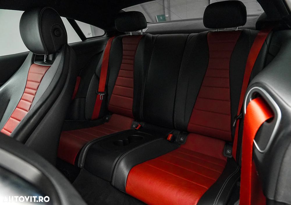 Mercedes-Benz E 300 9G-TRONIC AMG Line - 15