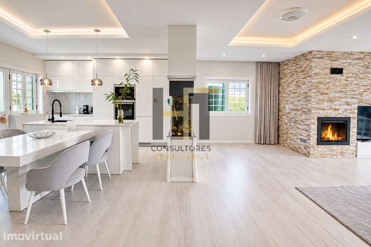 Moradia T3 Isolada de 4 Frentes | Suíte | Jardim | Alvarelhos - Grande imagem: 2/24