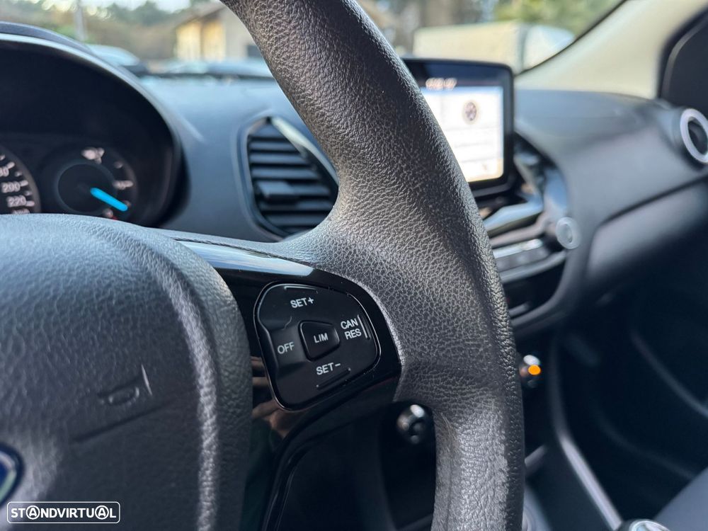 Ford KA+ 1.19 Ti-VCT Black & White Edition - 17