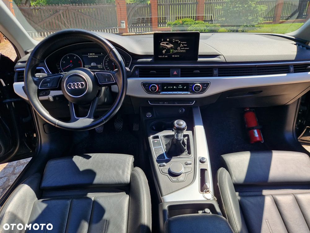 Audi A4 Avant 2.0 TDI Design - 2