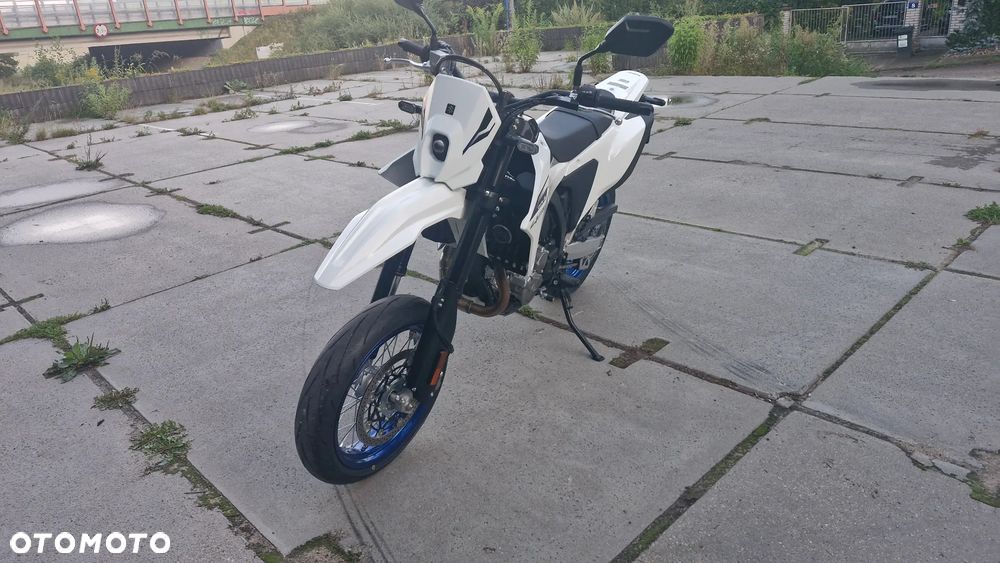 Suzuki DR-Z - 18