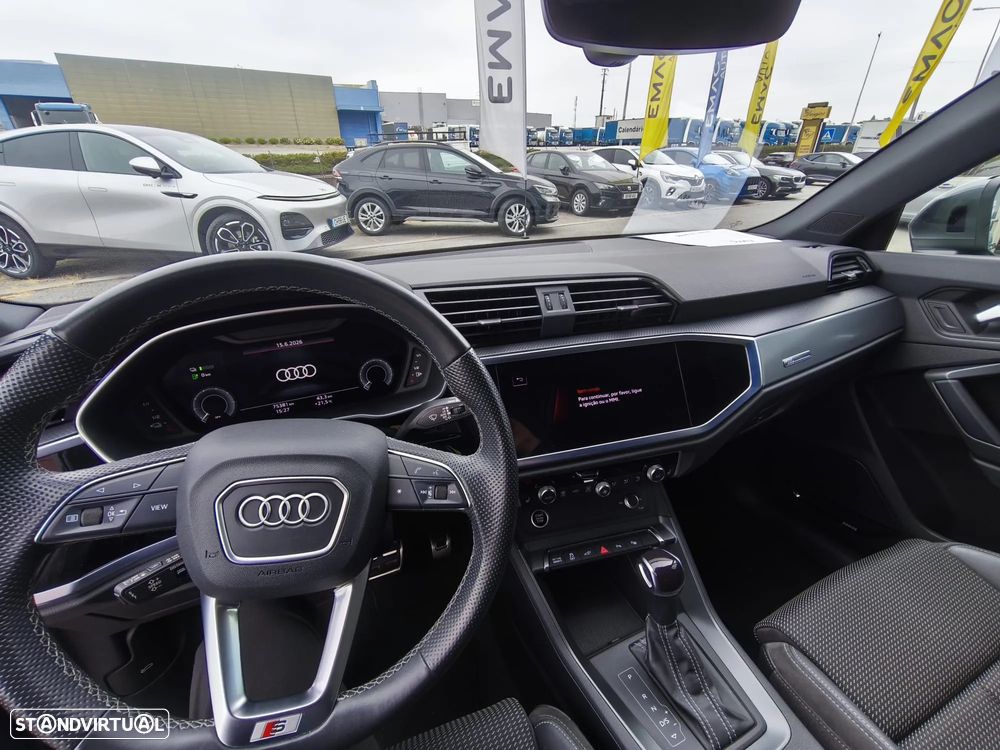 Audi Q3 45 TFSIe S line S tronic - 8