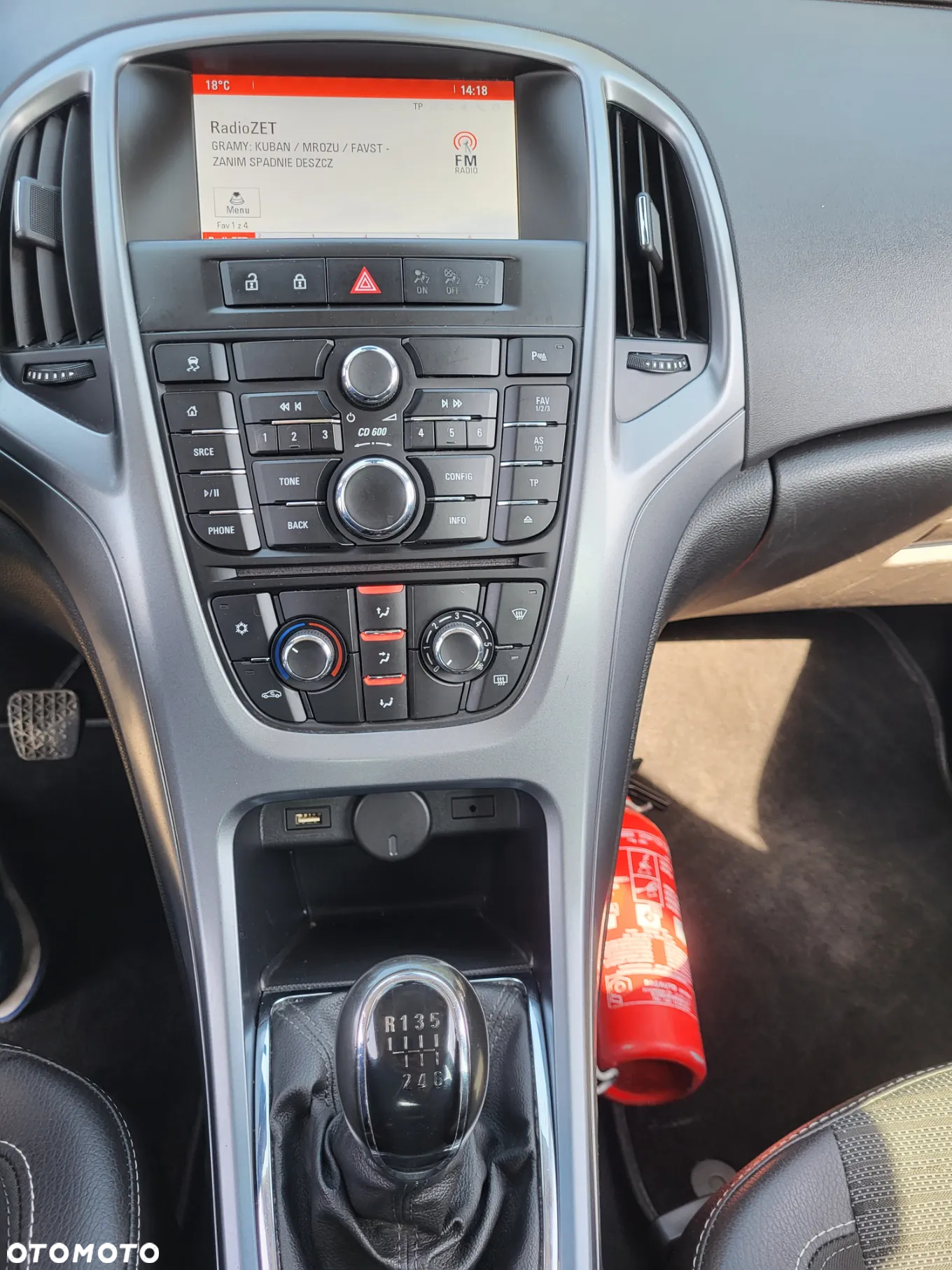 Opel Astra IV 1.4 T Cosmo - 27