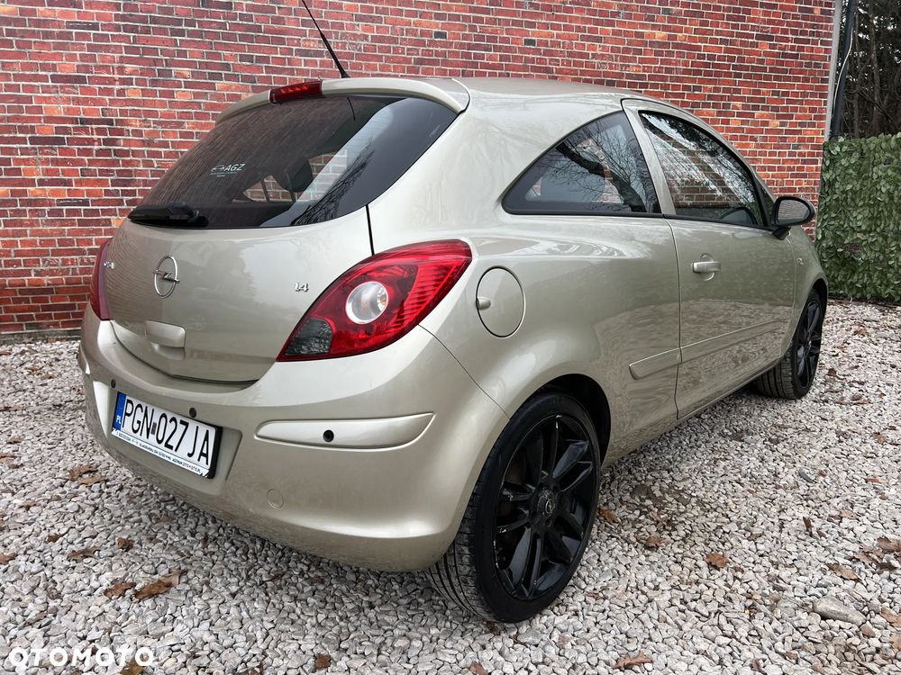 Opel Corsa 1.4 16V Enjoy - 5