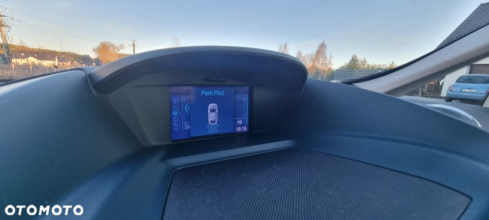 Ford C-MAX 1.6 TDCi Start-Stop-System Titanium - 22
