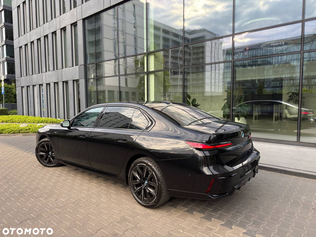 BMW Seria 7 740d xDrive - 4