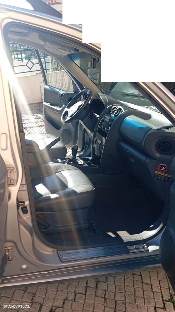 Hyundai Santa Fe 2.0 CRDi Family 4WD - 20