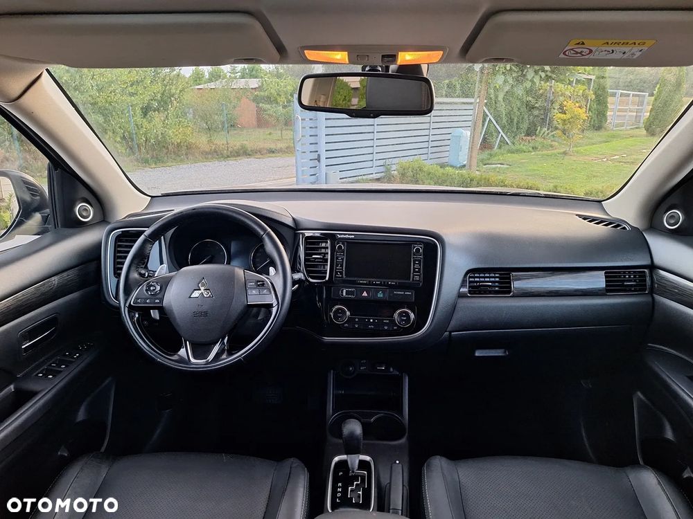 Mitsubishi Outlander 2.0 2WD CVT Spirit+ - 22