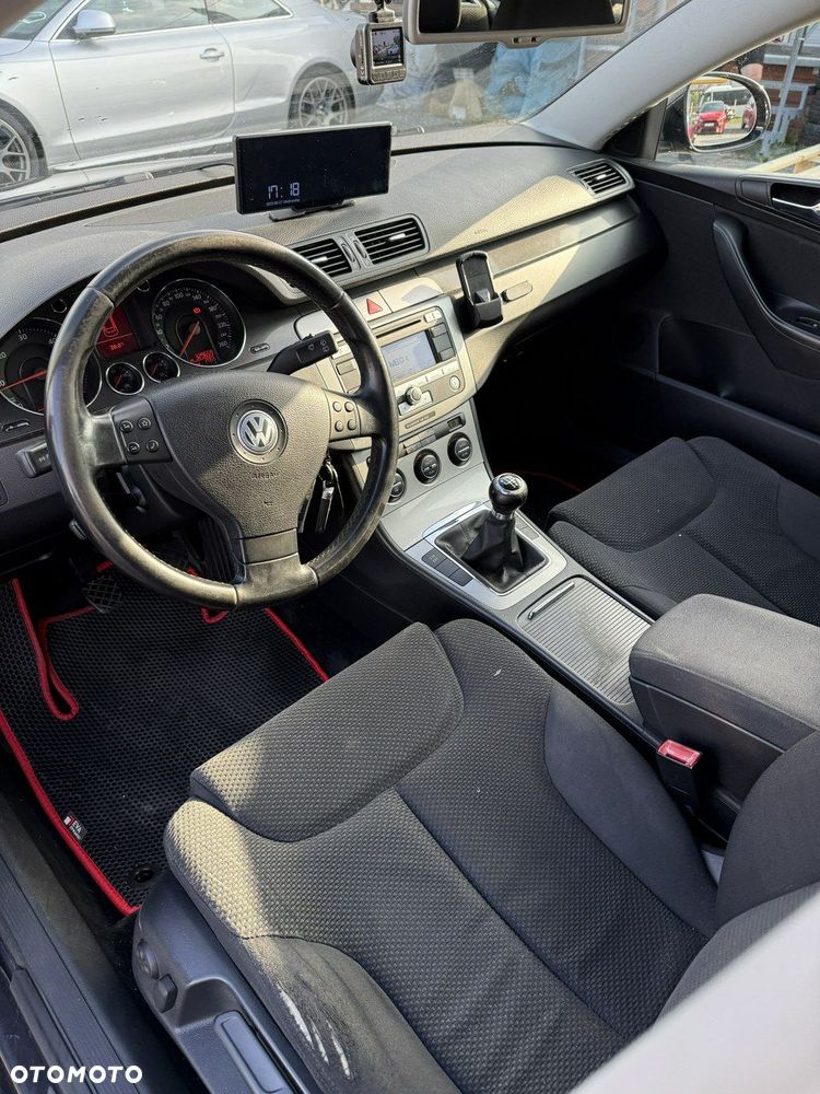 Volkswagen Passat Variant 1.9 TDI DPF Individual - 6