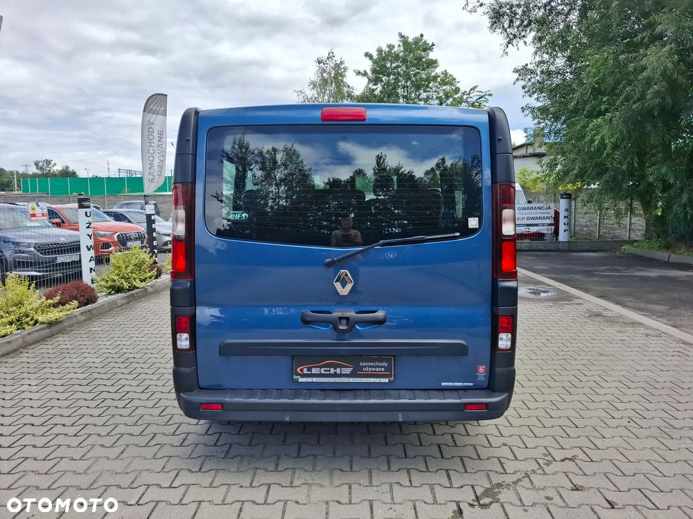 Renault Trafic - 12