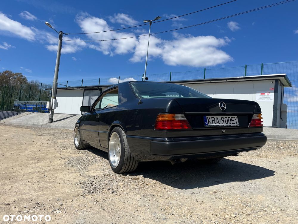 Mercedes-Benz W124 (1984-1993) - 8