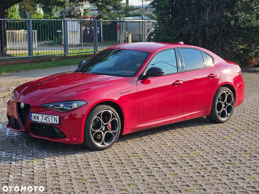 Alfa Romeo Giulia 2.0 Turbo Competizione Q4 - 1