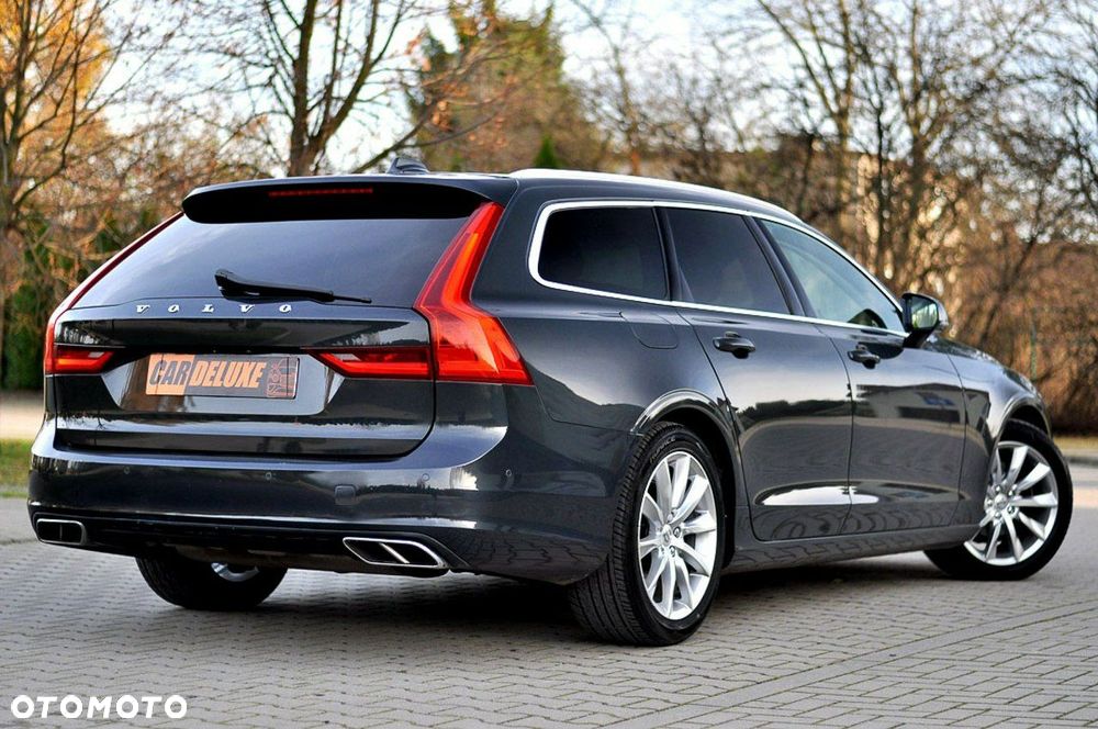 Volvo V90 D3 Momentum Pro - 10