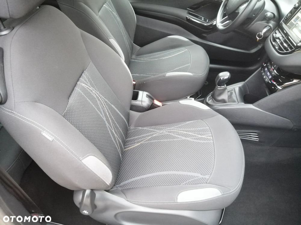 Peugeot 208 95 VTI Active - 27