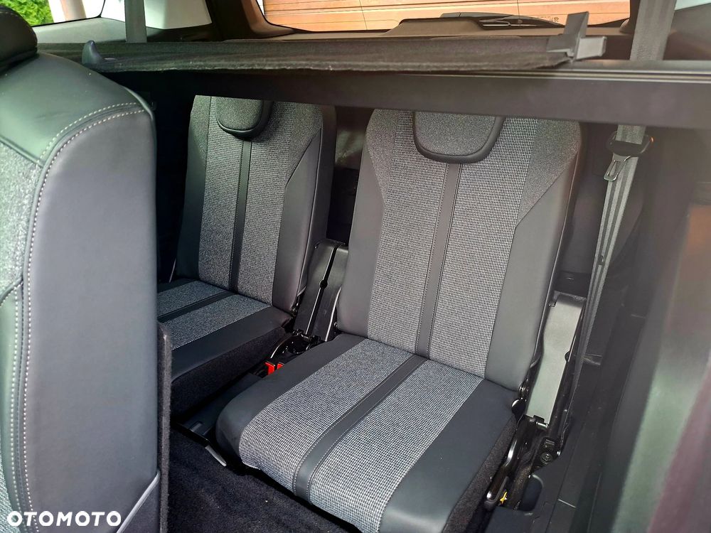 Peugeot 5008 1.5 BlueHDi Allure S&S EAT8 - 34