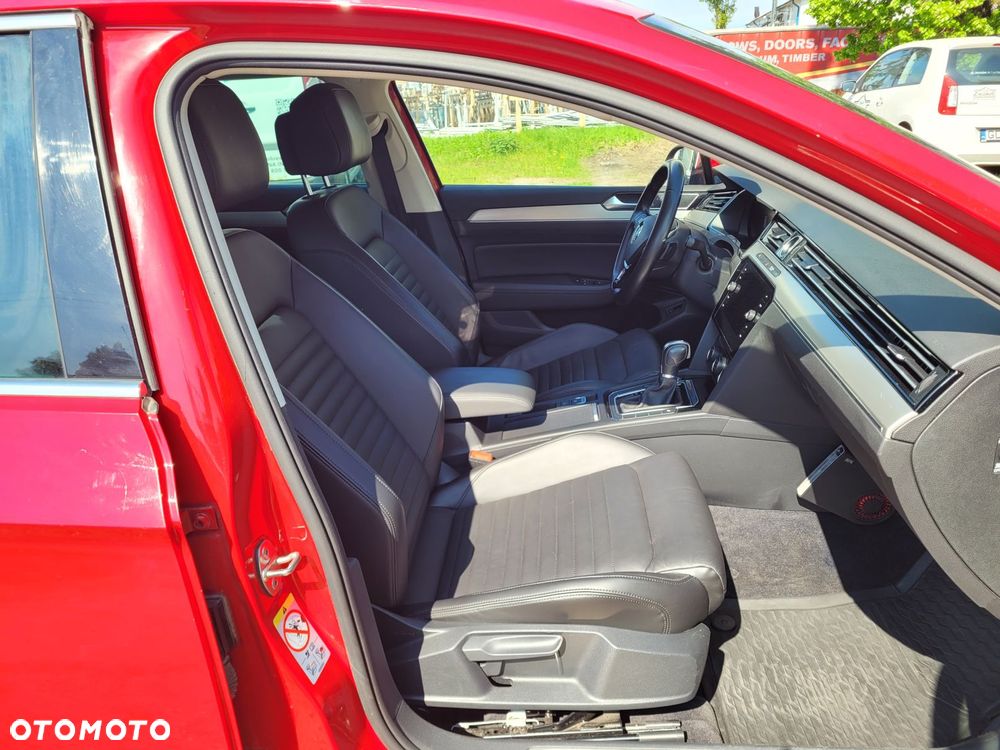 Volkswagen Passat 2.0 TDI BMT Highline DSG - 12