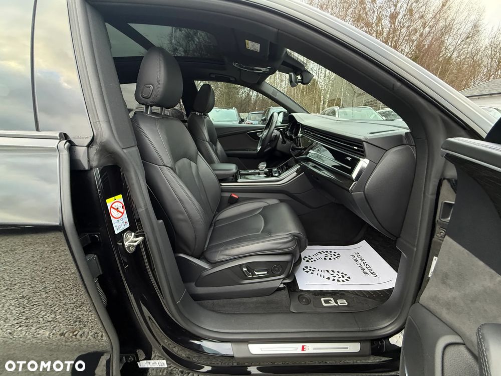 Audi Q8 - 33