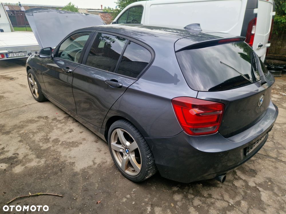 BMW Seria 1 118i Sport Line - 3