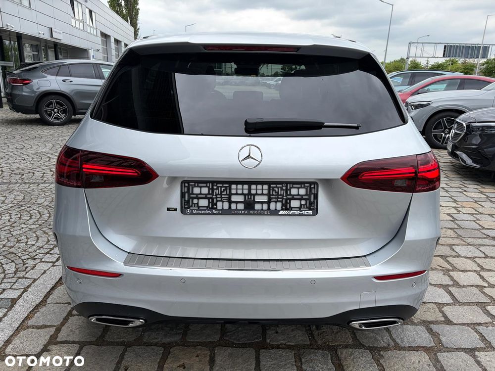 Mercedes-Benz Klasa B 250 4-Matic mHEV AMG Line 8G-DCT - 5