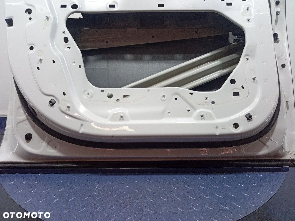 BMW IX I20 DRZWI PRZÓD LEWE PRZEDNIE MINERALWEISS - 3